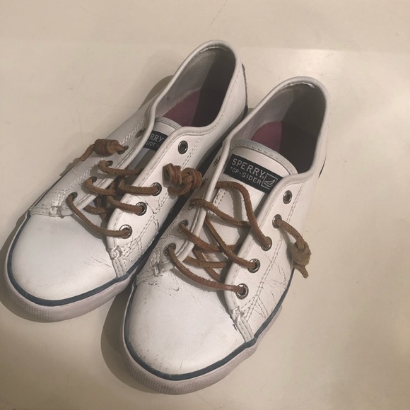 White leather Sperry sneakers size 3.5 - Picture 3 of 5